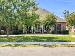 608 Beyer Dr, Bay Saint Louis, MS 39520