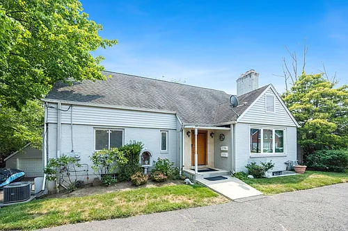 700 Kinderkamack Rd #1 Photo 1