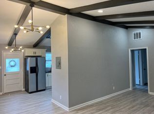 902 S Royal Rd, Wichita, KS 67207