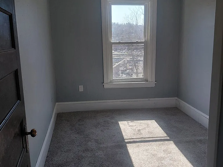 12 Summer St #6 — Photo 6