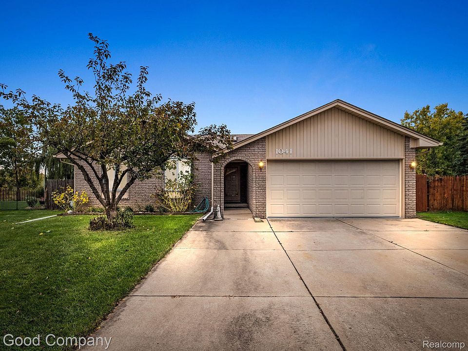 1st image of 1041 Milverton Dr
