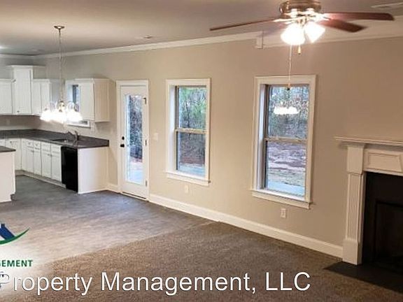 4th image of 731 Sanctuary Ln
