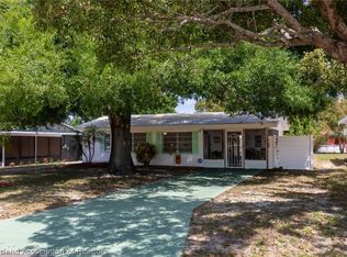 908 W Prairie St, Avon Park, FL 33825