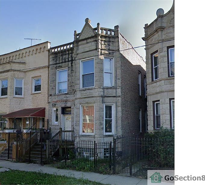 2nd image of 3845 W Lexington St #1