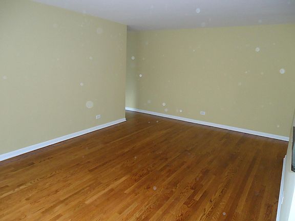 5th image of 2424 W Estes Ave APT 5G
