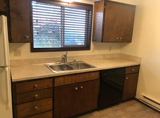 2104 Sandalwood St #A, Mount Vernon, WA 98273