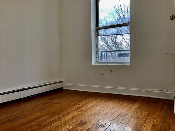 4th image of 717 Ocean Ave #2Y