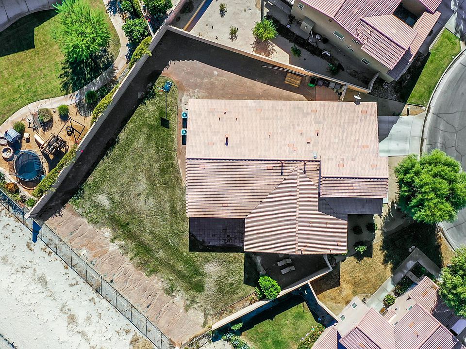 1st image of 40394 Amador Dr