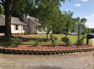501 Wemberly Ln, Simpsonville, SC 29681
