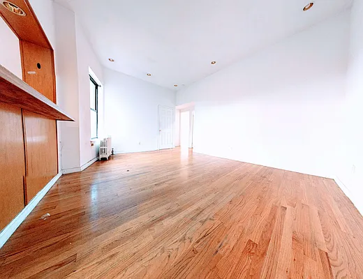 Rented by Union Square Property Management | media 6