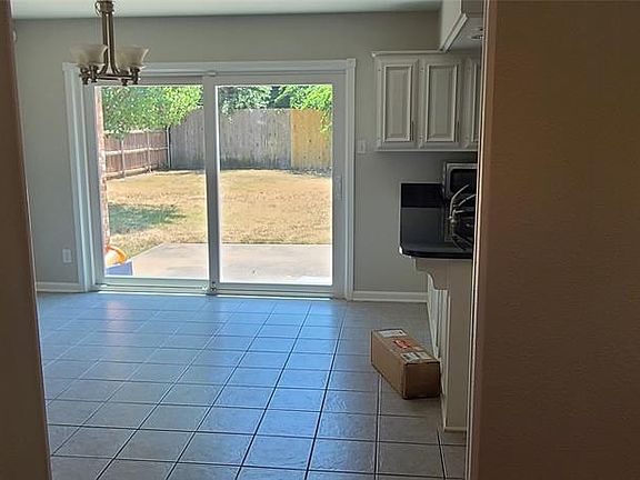 3rd image of 713 Ponderosa Dr