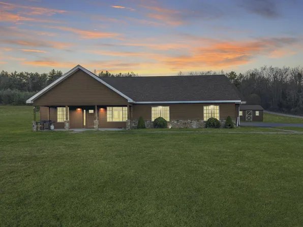267 Farrell Rd, Willsboro, NY 12996