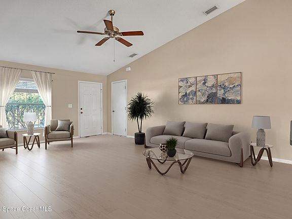 4th image of 1384 Palau St SE