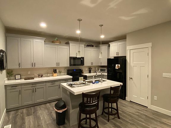 4th image of 4452 S Stonington Way