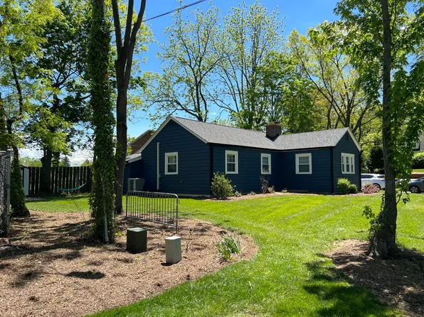 405 Ingles Ct, Blacksburg, VA 24060