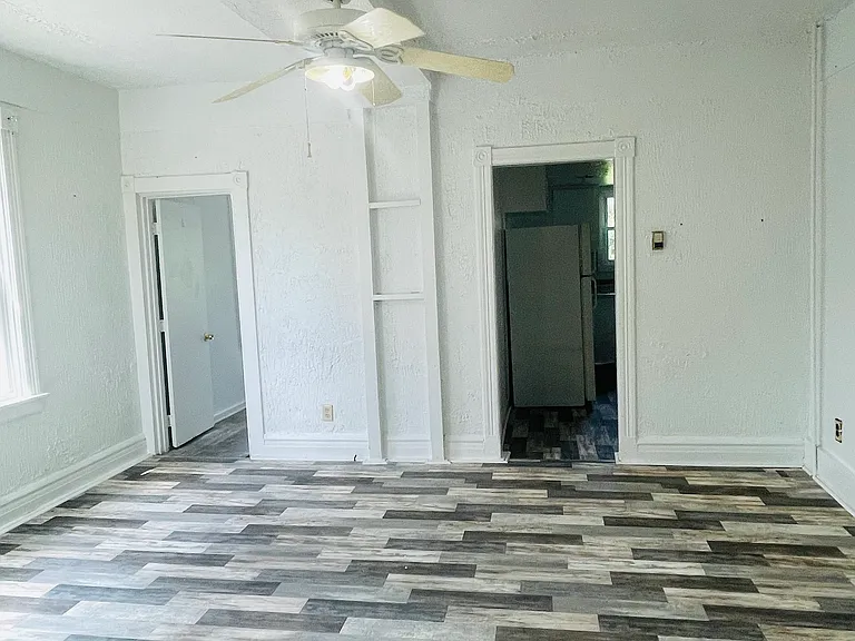 917 Chestnut St — Photo 7