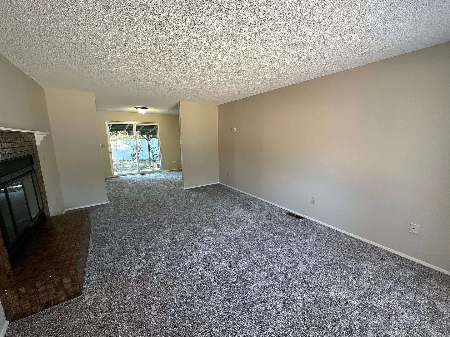 813 Haskell Court — Photo 2