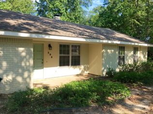 305 Whispering Pines Blvd, Hattiesburg, MS 39401