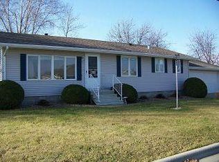 821 Alexander St, Crookston, MN 56716