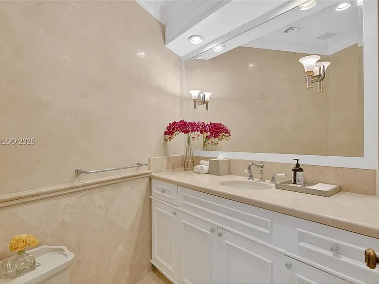 260 Cape Florida Dr — Photo 92