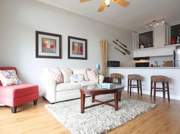 The Oceanfront Galveston Apartments