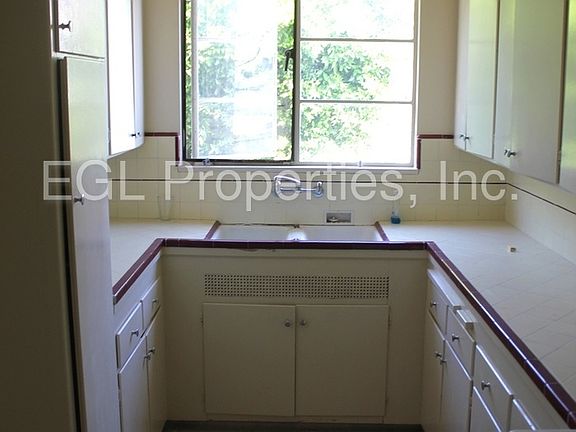 2nd image of 9756 Charleville Blvd