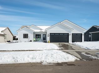 1853 Tucker Trail Eau, Claire, WI 54703