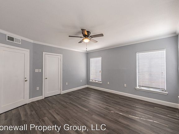 4th image of 553 Club Dr APT 3
