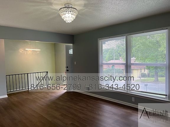 4th image of 8407 E 55th Ter