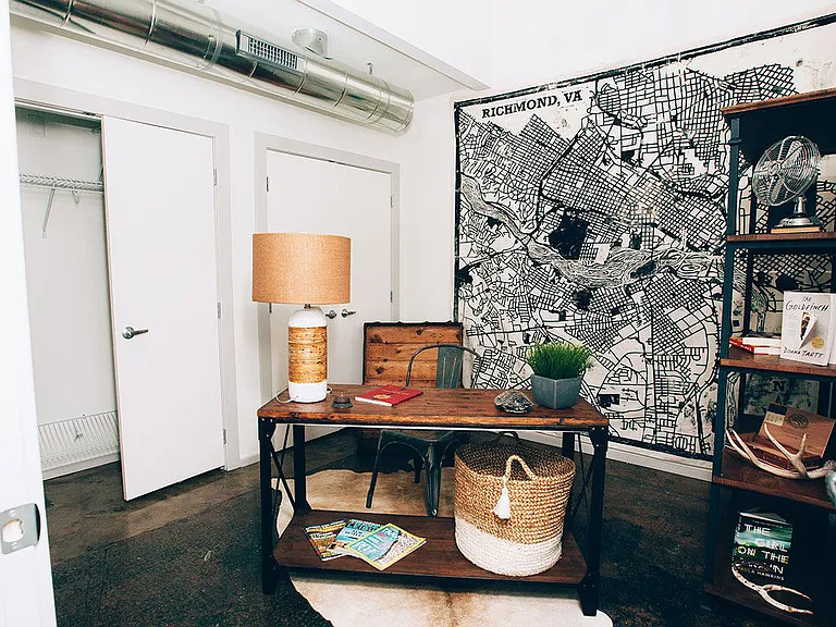 Courtyard Lofts — Photo 6