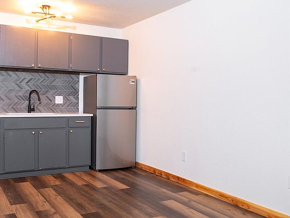 2nd image of 338 N Lorraine Ave #11036739