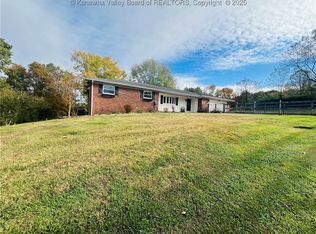 202 Brent Cir, Ripley, WV 25271