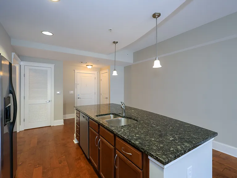 222 Glenwood Ave #410 — Photo 8