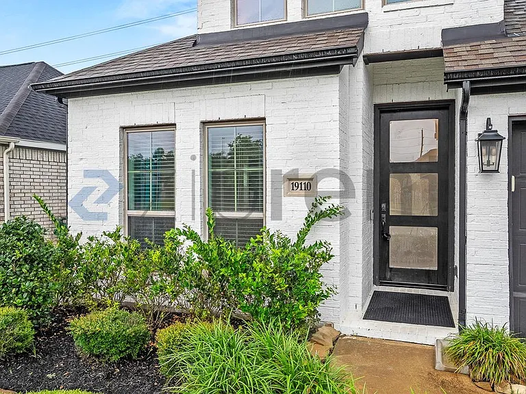 19110 Brindled Bay Ct — Photo 4