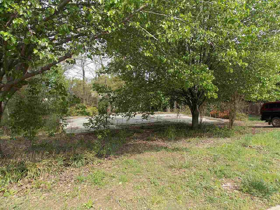 2nd image of 508 Hunters Ln