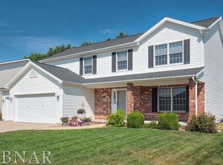 2414 Savanna Rd, Bloomington, IL 61705