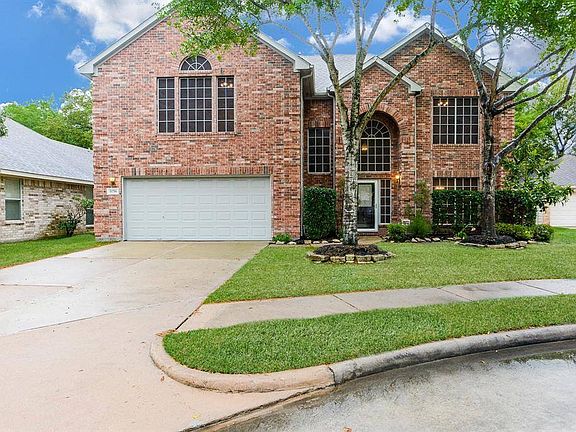 3rd image of 10706 Wolsley Ct