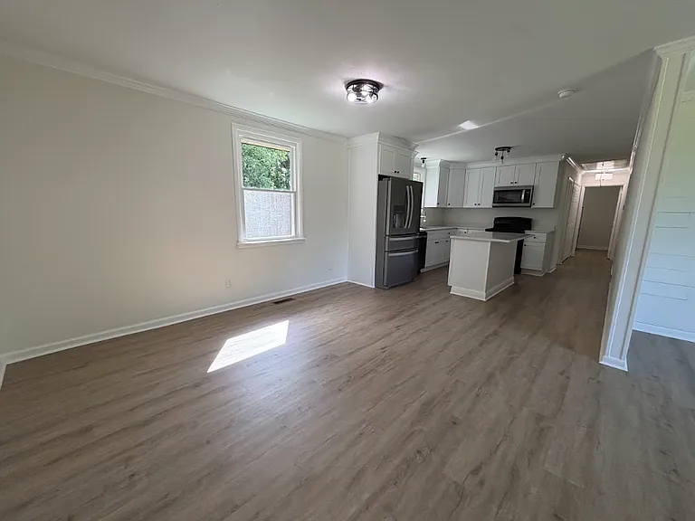 6815 Cooks Ave — Photo 7