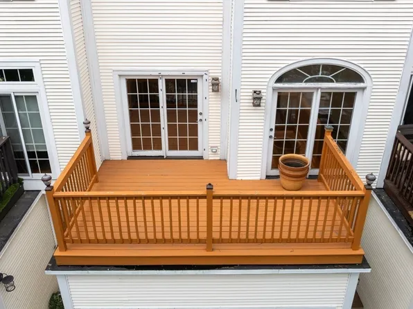 103 Claybourne St Unit 103, Dorchester Center, MA 02124