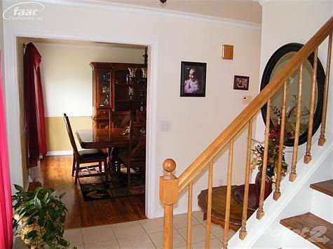 3rd image of 5237 Candlewood Dr