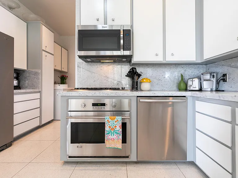 47075 Marrakesh Dr — Photo 48