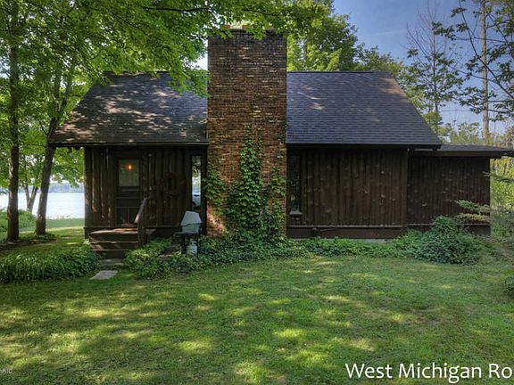 2nd image of 5762 S Shore Dr