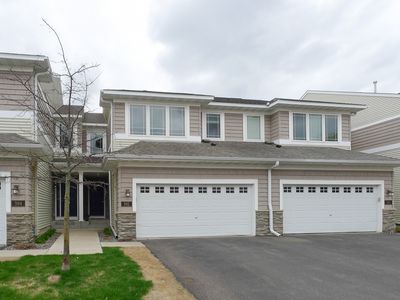 592 Sutherland Dr, Woodbury, MN, 55129