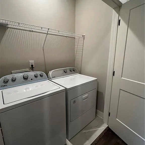 2011 Oak Ln NW — Photo 11