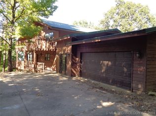 1002 Robin Hood Rd, Eufaula, OK 74432