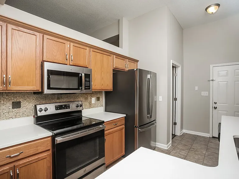 1531 Carlton Ridge Dr — Photo 6