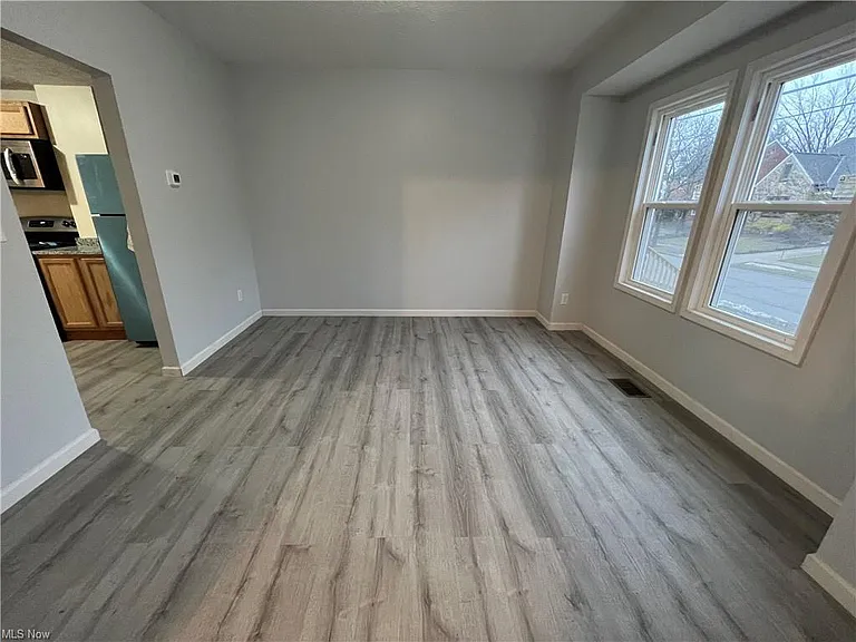 2204 Brockway Rd — Photo 3
