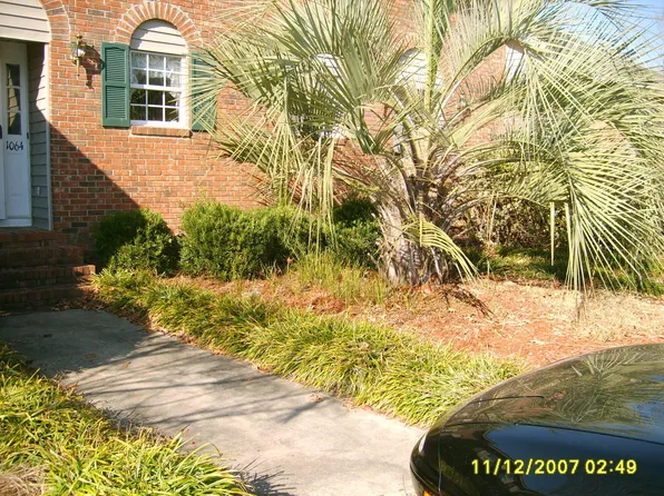 1064 Golf Villa Way, Summerton, SC 29148