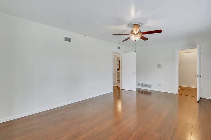 12473 Northwood Rd — Photo 6