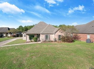 10782 Fenway Ln, Denham Springs, LA 70726